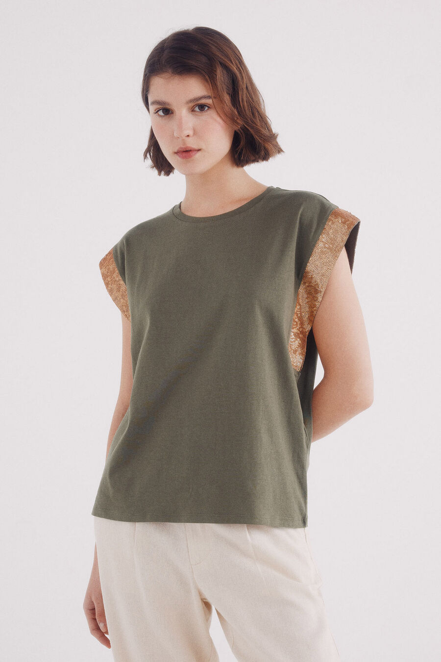 Camiseta manga caída lentejuelas
