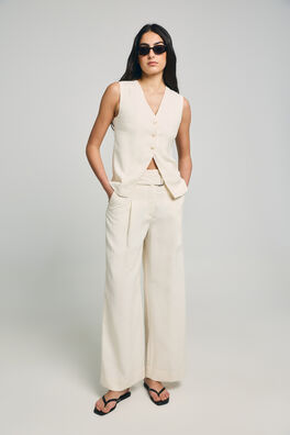 Pantalón wide con cinturón