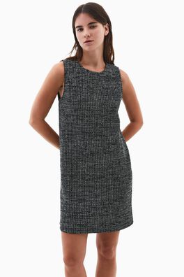Vestido corto sin mangas