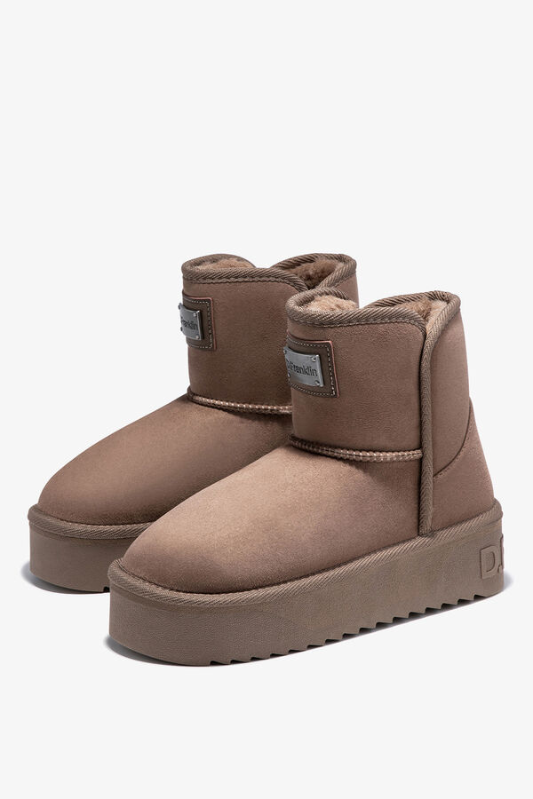 D. Franklin Low Nordic ankle boots nude