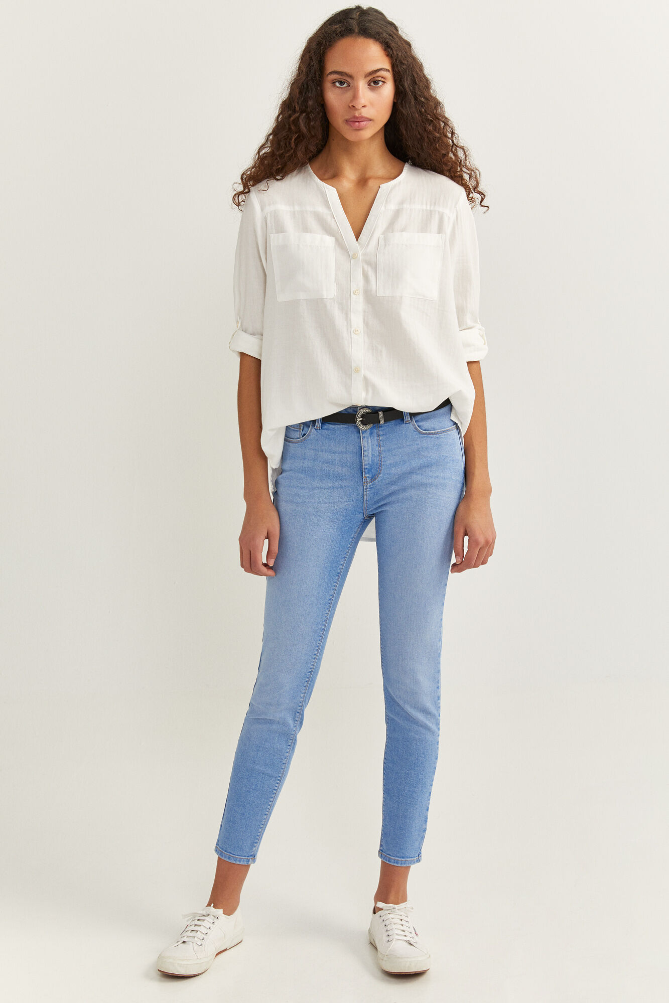 slim cropped jeans