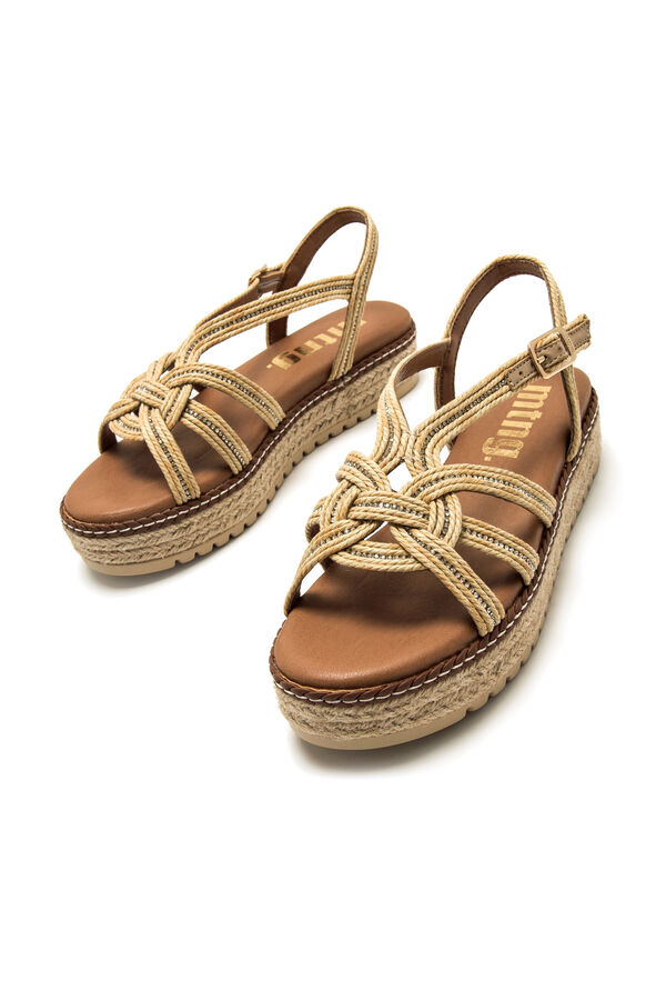 MTNG Sand&aacute;lia cunha cru