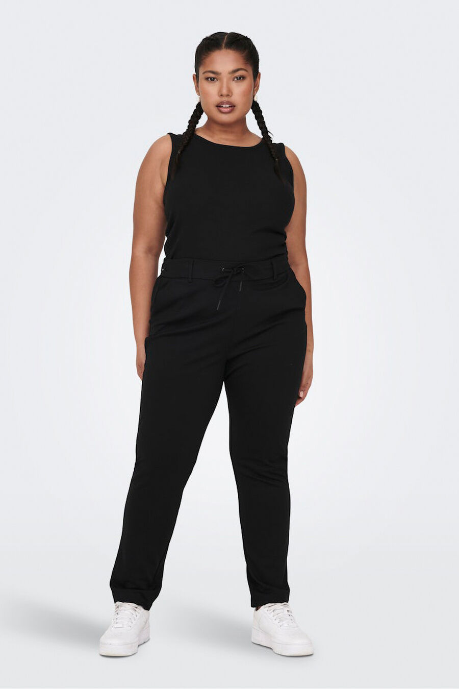 Pantalón estilo chino talla grande