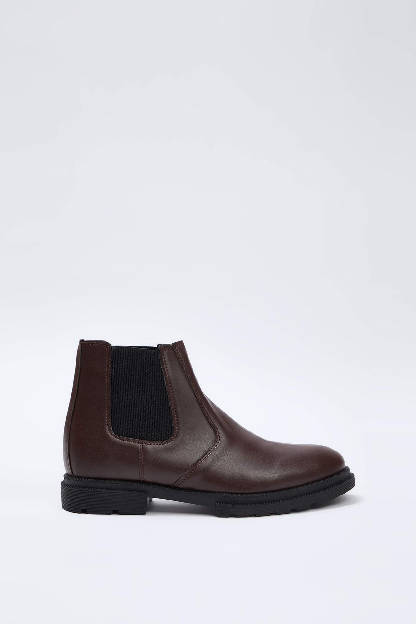 Trendyol Botins de camur&ccedil;a com atacadores