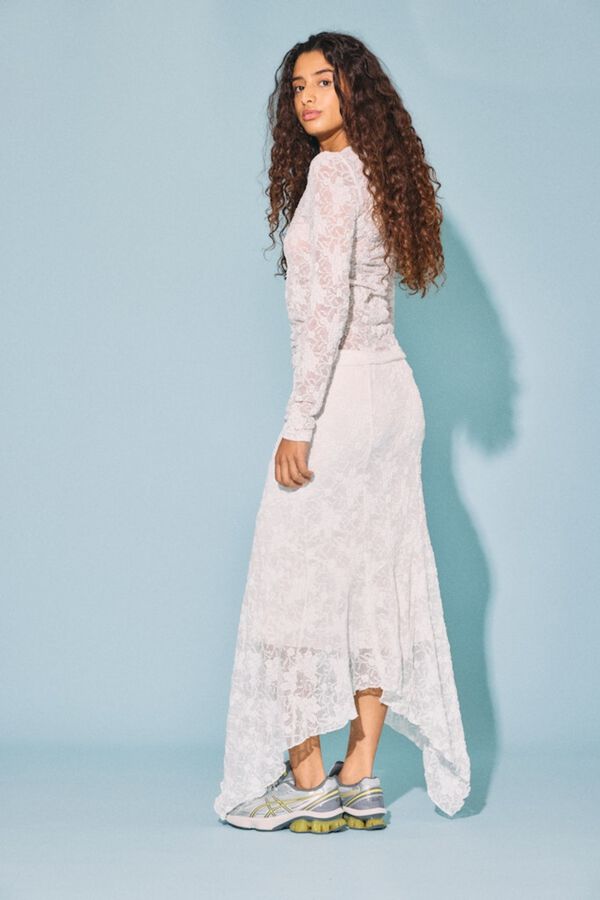 Noisy May Lace asymmetric long skirt white