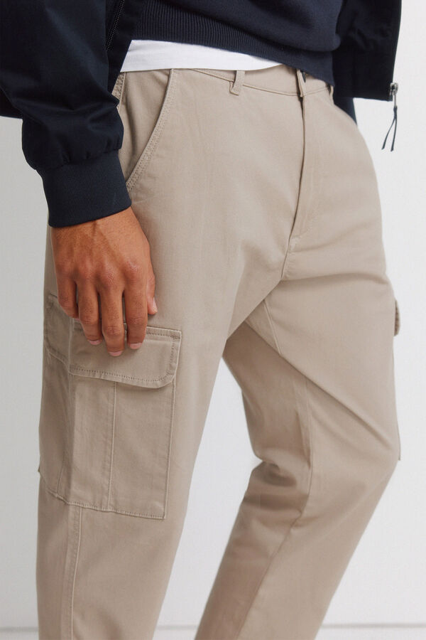 Springfield Slim fit cargo comfort trousers nude