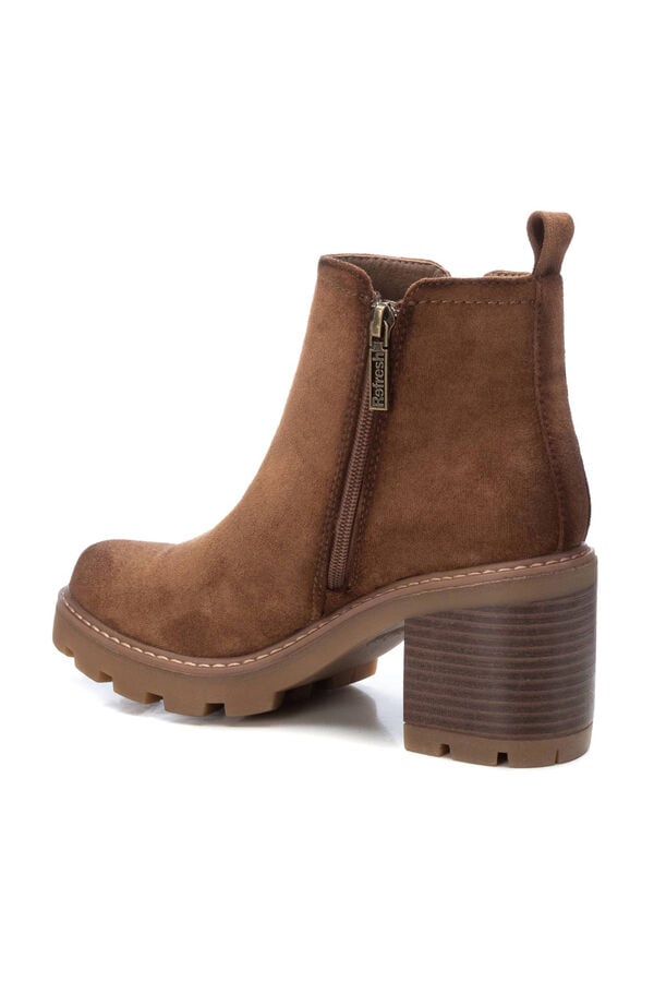 Refresh Chelsea heeled ankle boot with zip fastening vison