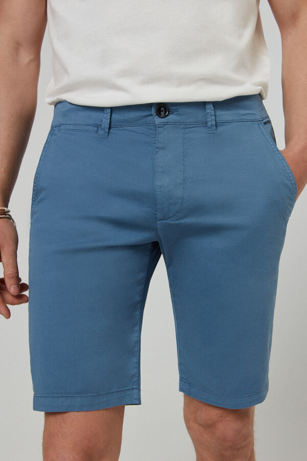 Springfield Chino Bermuda shorts in regular fit.  bluish