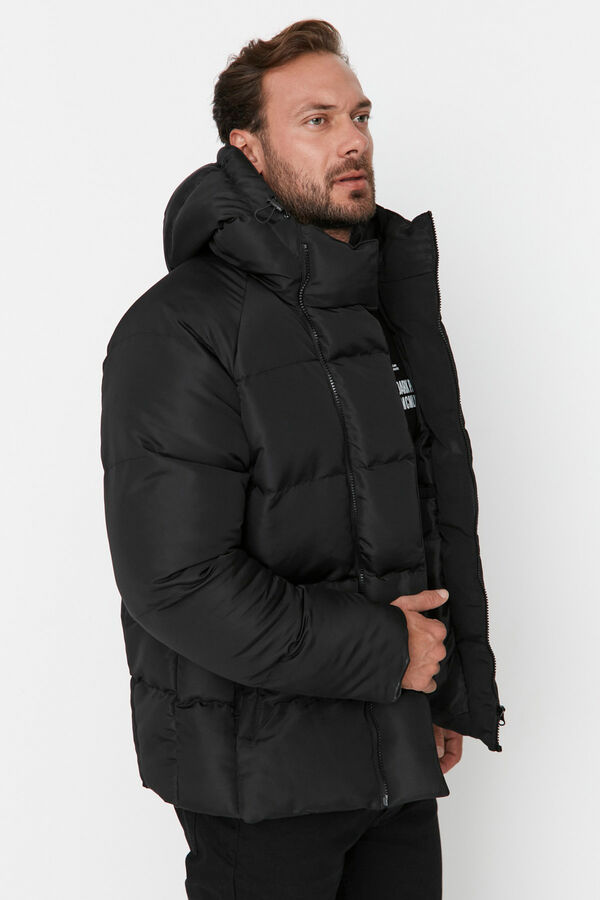 Trendyol Sobretudo acolchoado com capuz preto