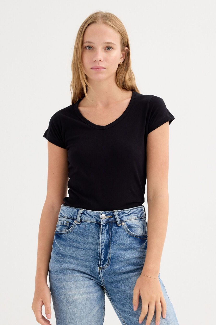 Camiseta cuello pico