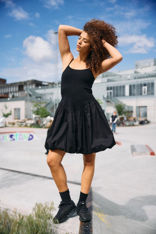 Noisy May Vestido corto con falda balloon negro