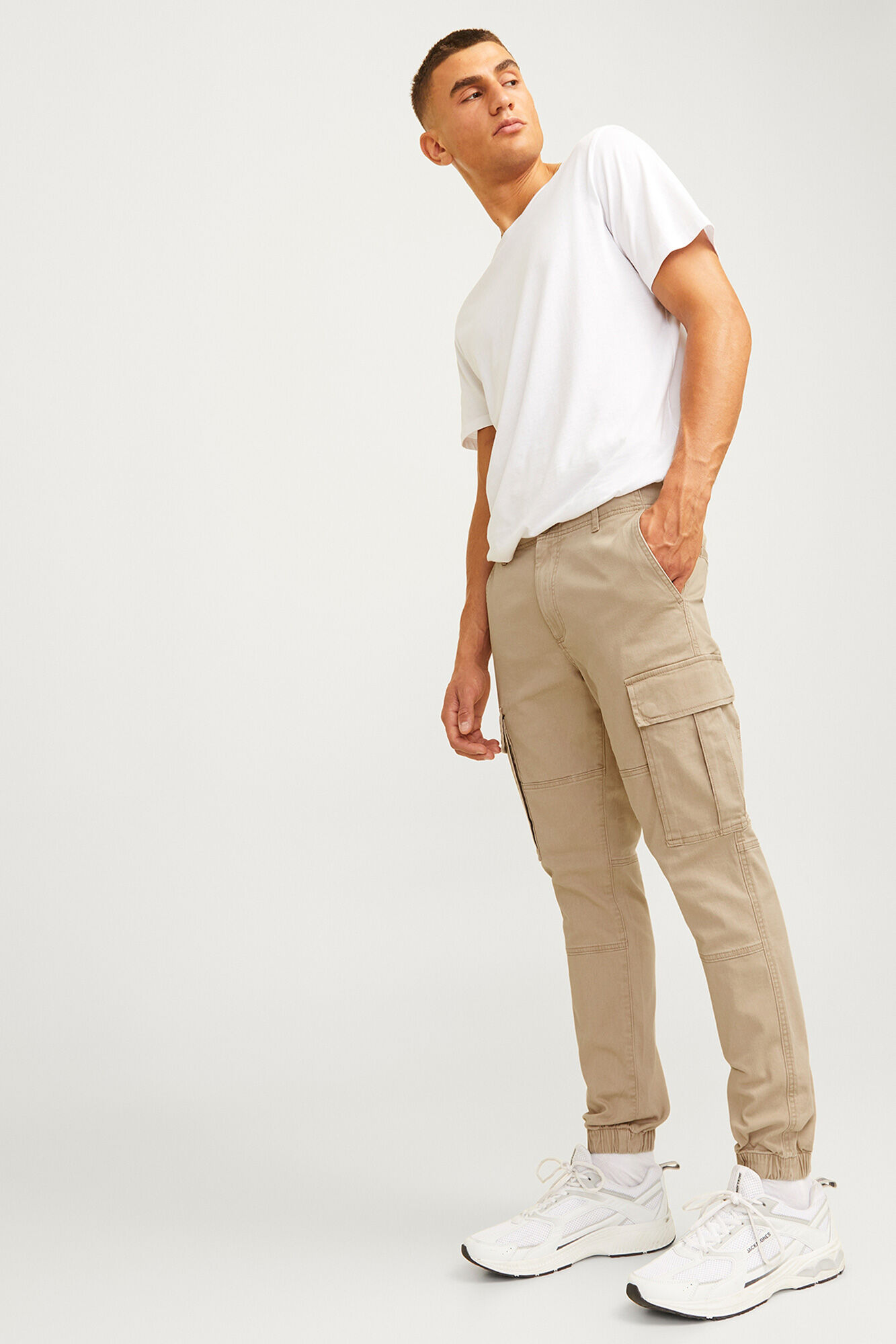 JJ REBEL Pantal&oacute;n cargo slim fit