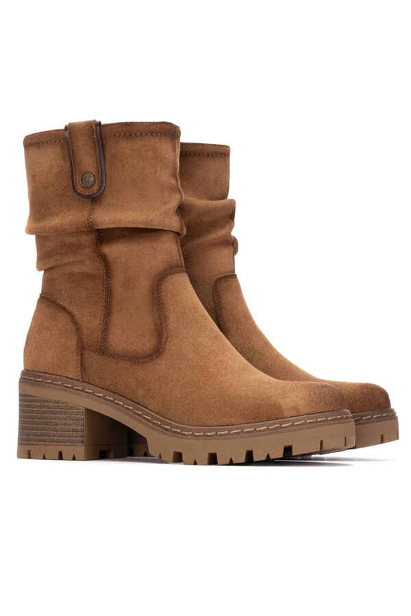 Refresh Casual suede ankle boot nude