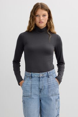 Camiseta cuello alto manga larga