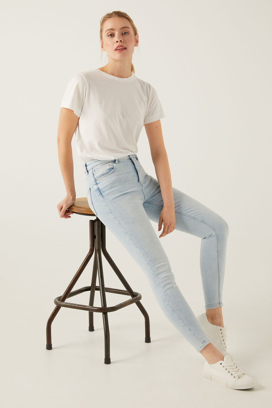 Jeans high rise skinny lavage durable