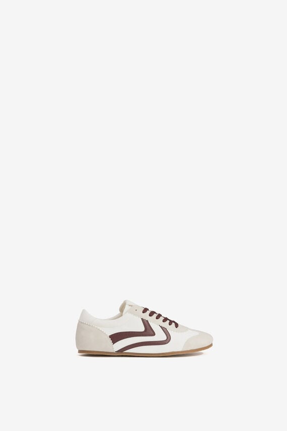 Zapatillas deportivas suela baja