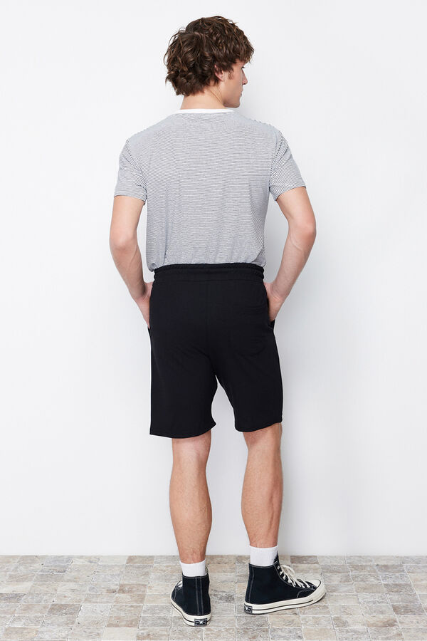 Trendyol Jogger Bermuda shorts black