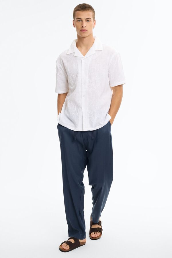 Inside Embroidered short sleeve shirt white