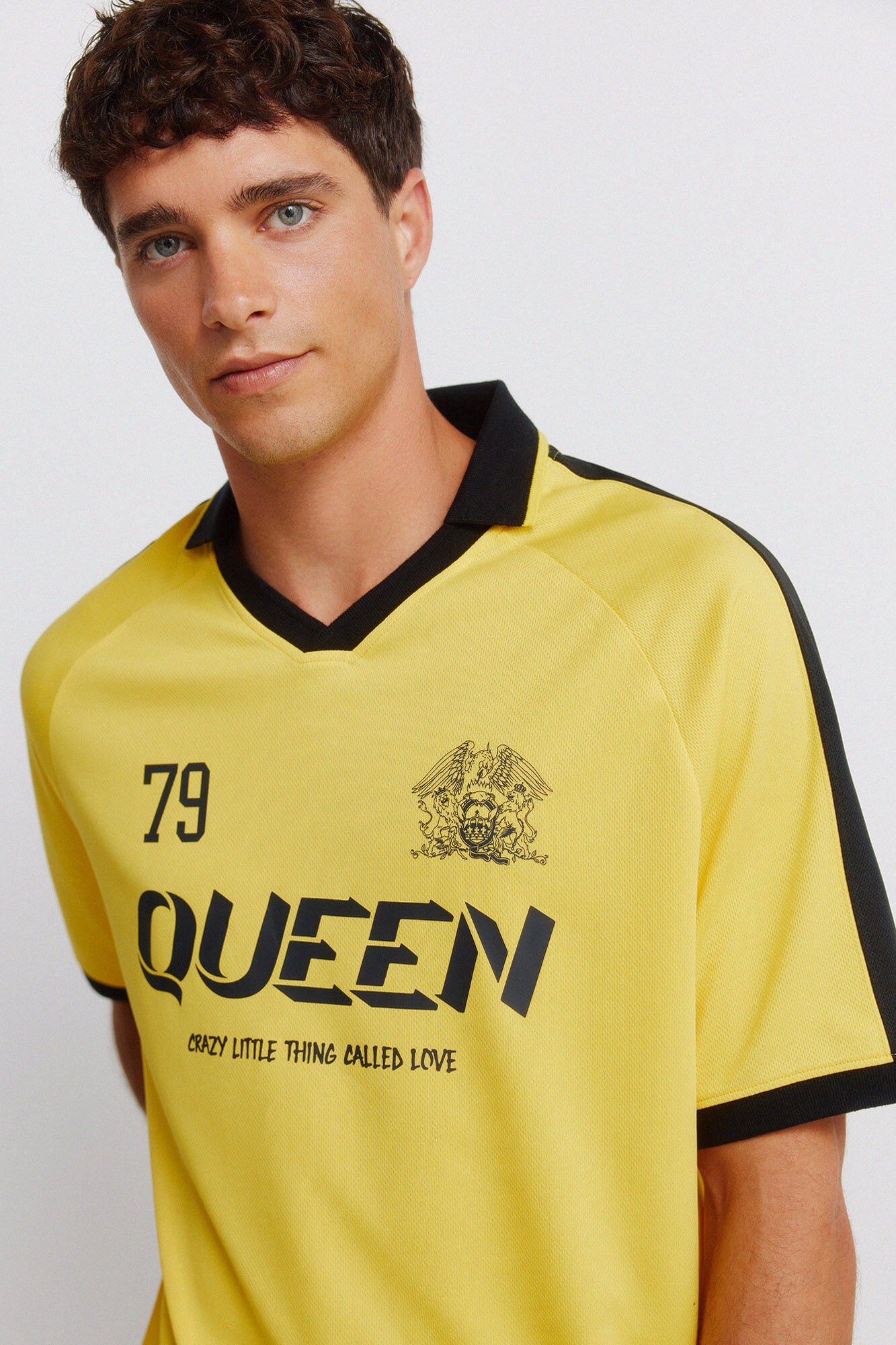Queen Football T-shirt | T-Shirts | SPF