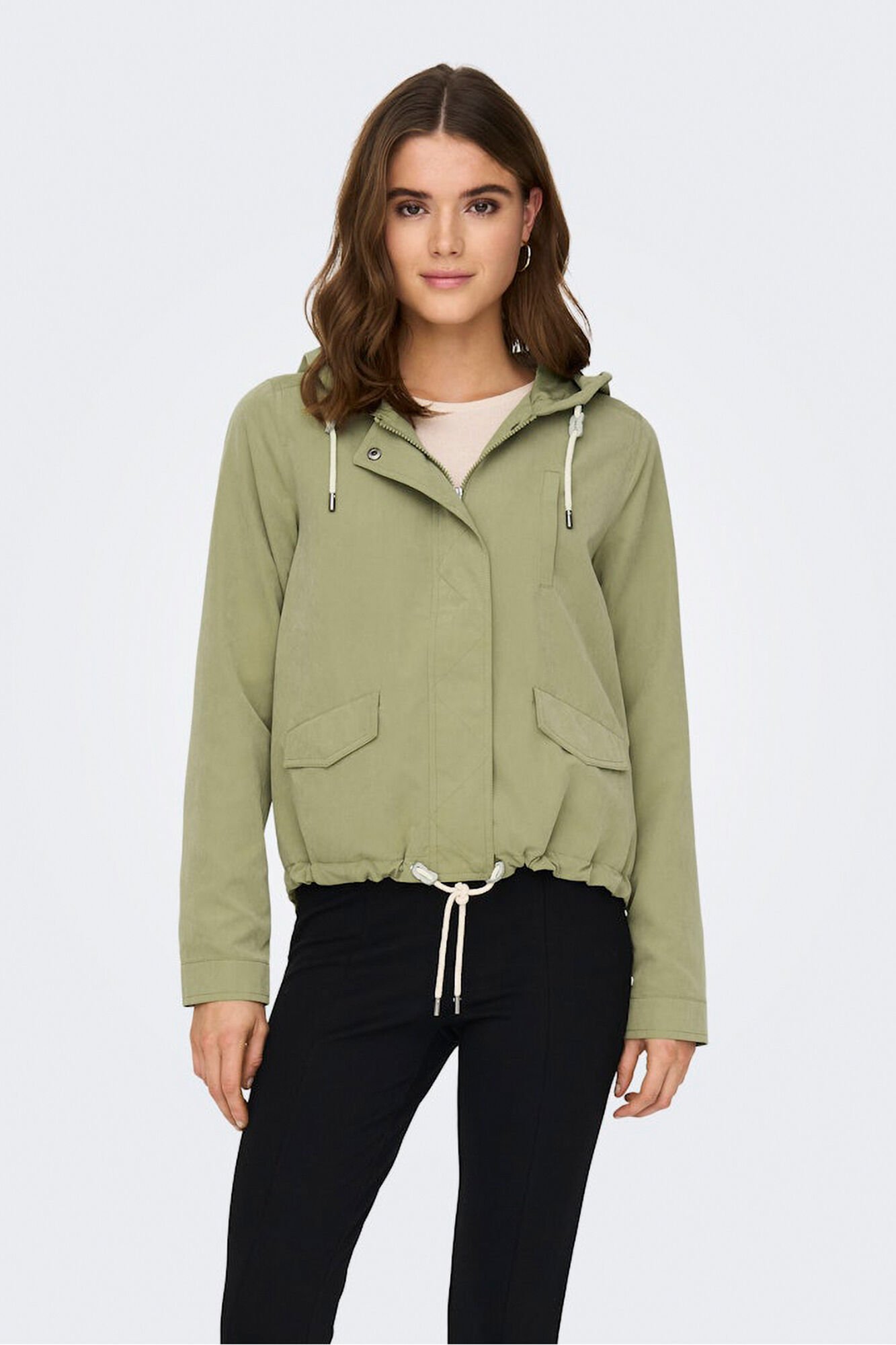 Only Parka corta con capucha