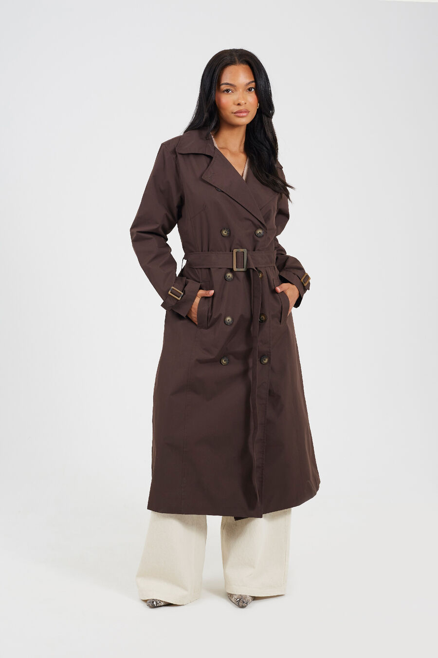 Gabardina larga con cinturón
