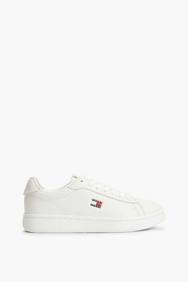 Zapatillas con bandera