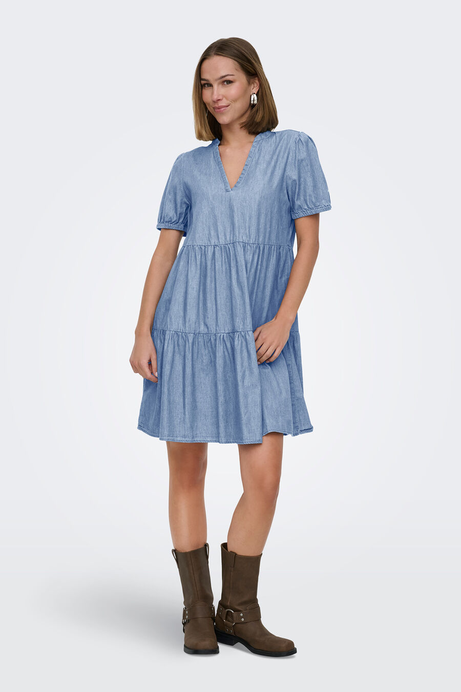 Vestido corto fluido