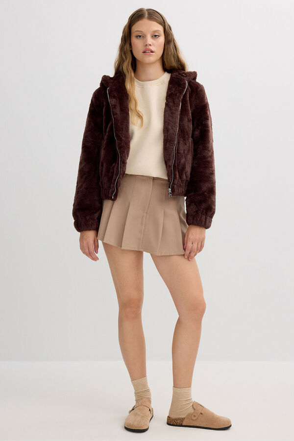 Inside Cazadora Pelo Con Capucha marr&oacute;n