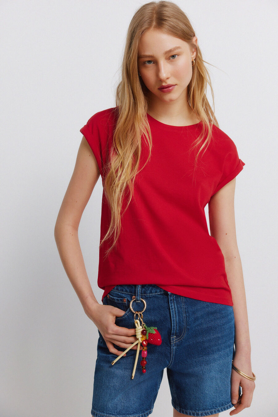 Camiseta crochet hombro