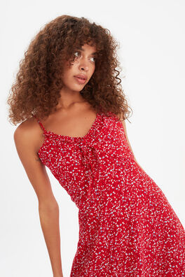 Vestido corto de tirantes