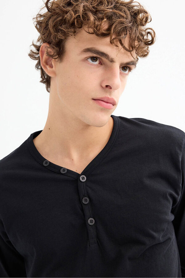 Inside Camiseta Cuello Panadero negro