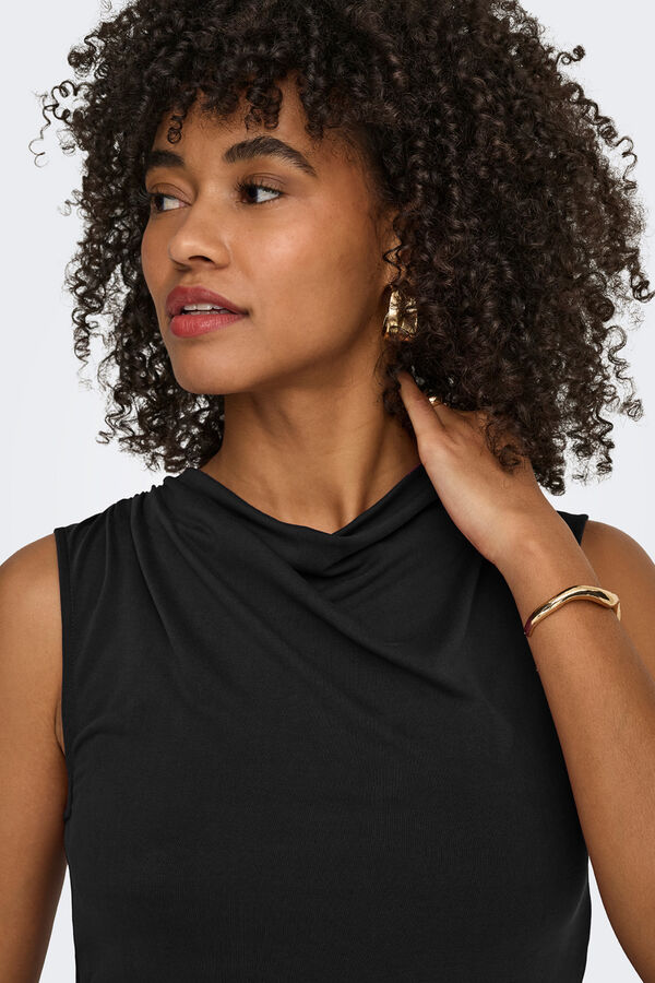 Only Top cuello drapeado negro