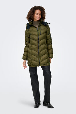 Abrigo acolchado impermeable