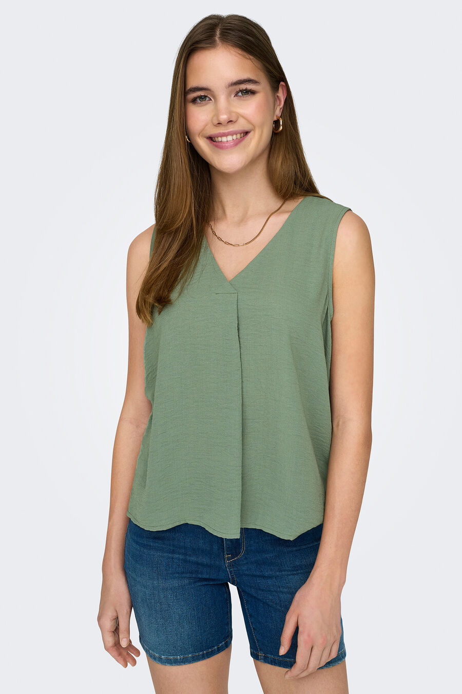 Blusa sin mangas pliegue frontal