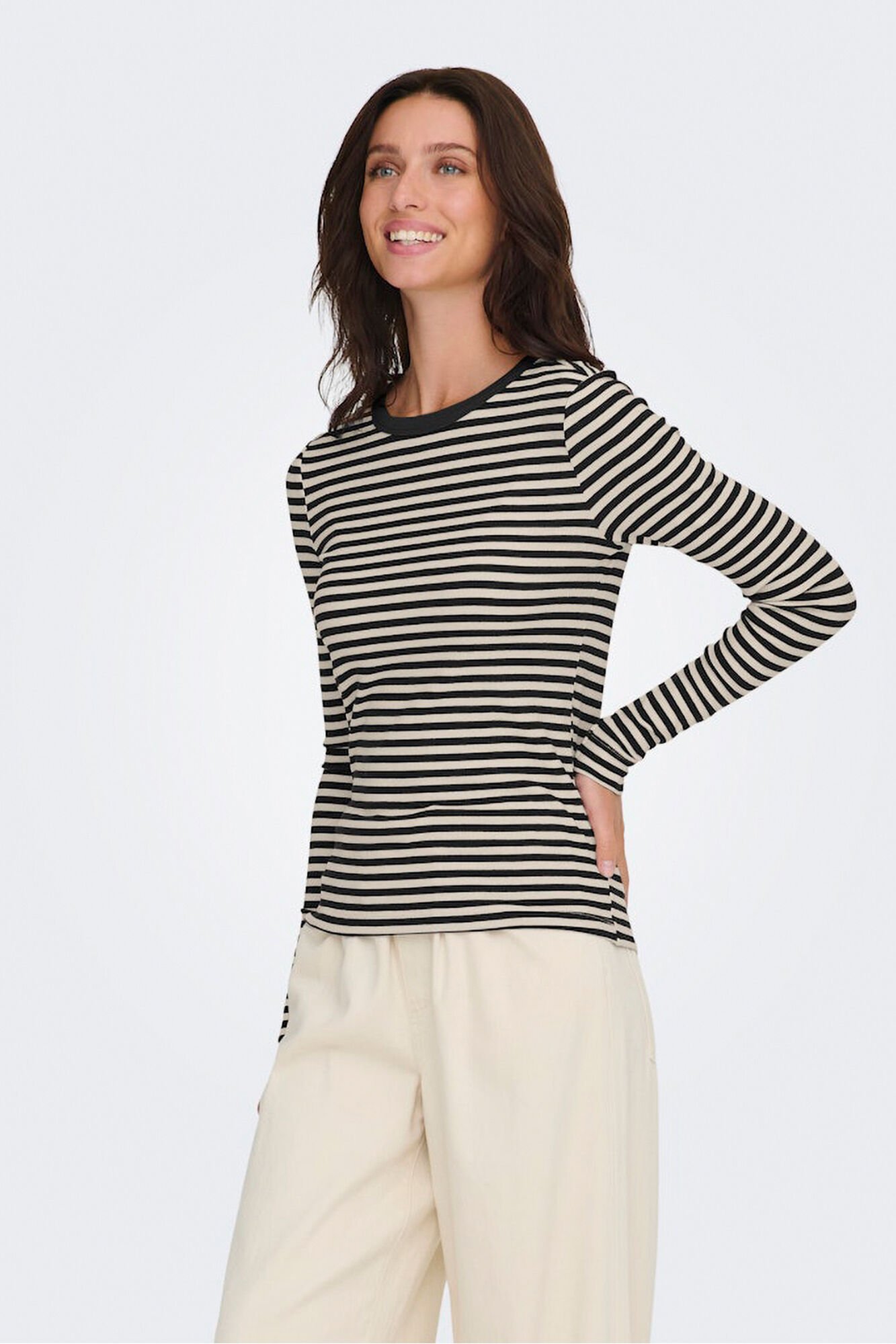 Only T-shirt riscas de manga