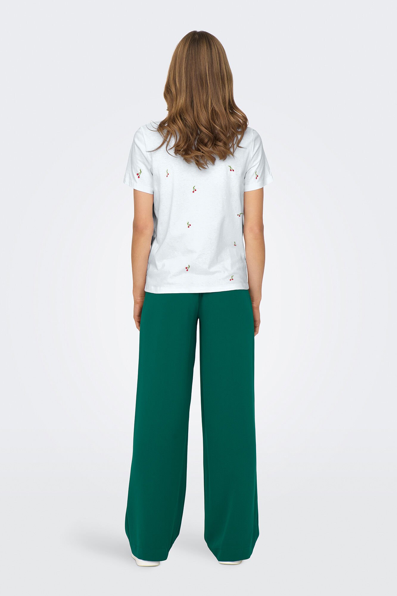 Only Camiseta manga corta con bordados