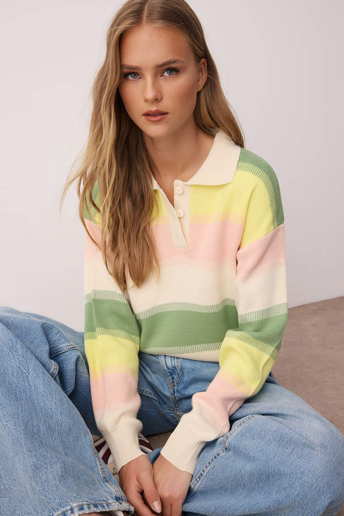 Trendyol Camisola de malha em bloco 