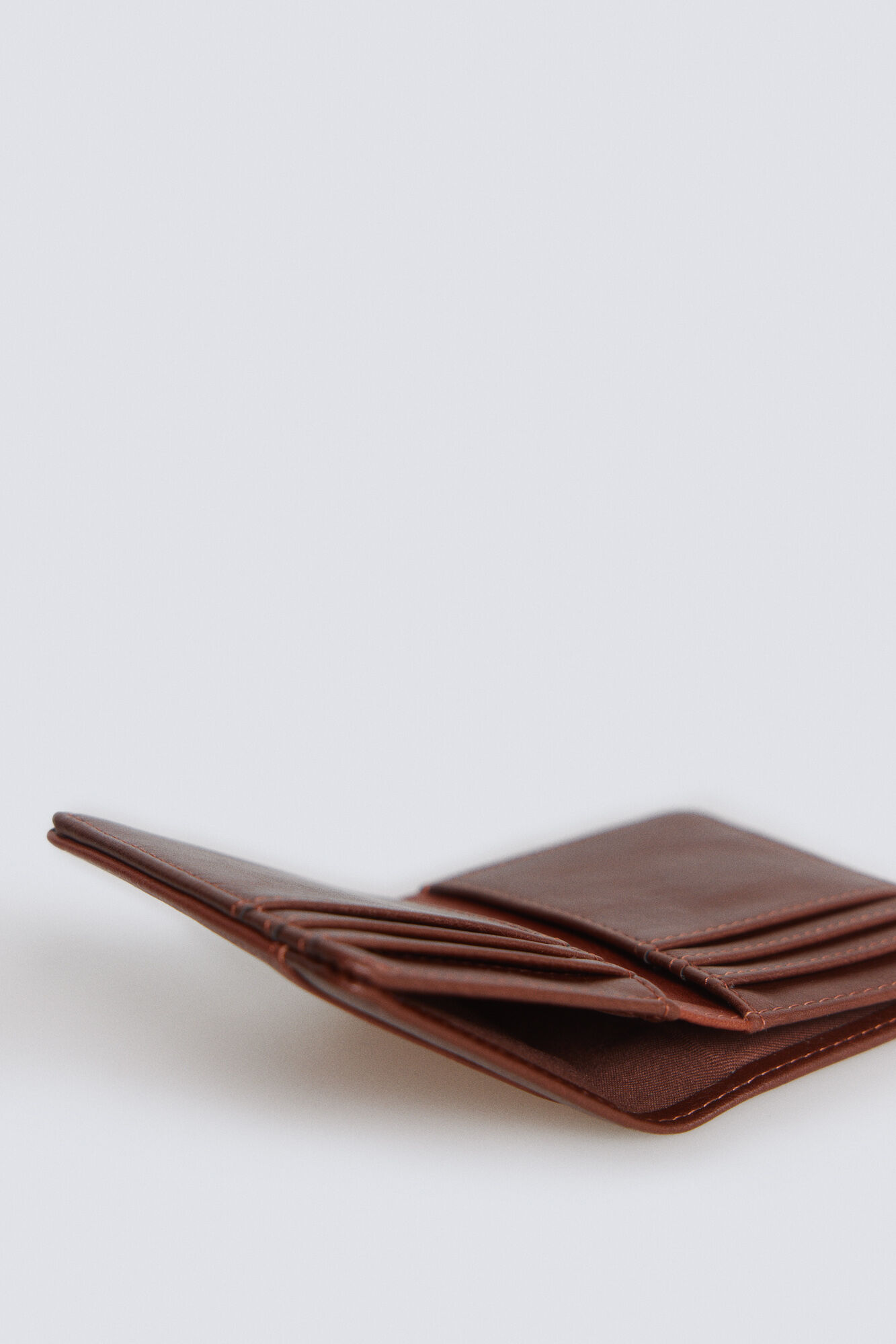 Springfield Two-tone faux leather wallet