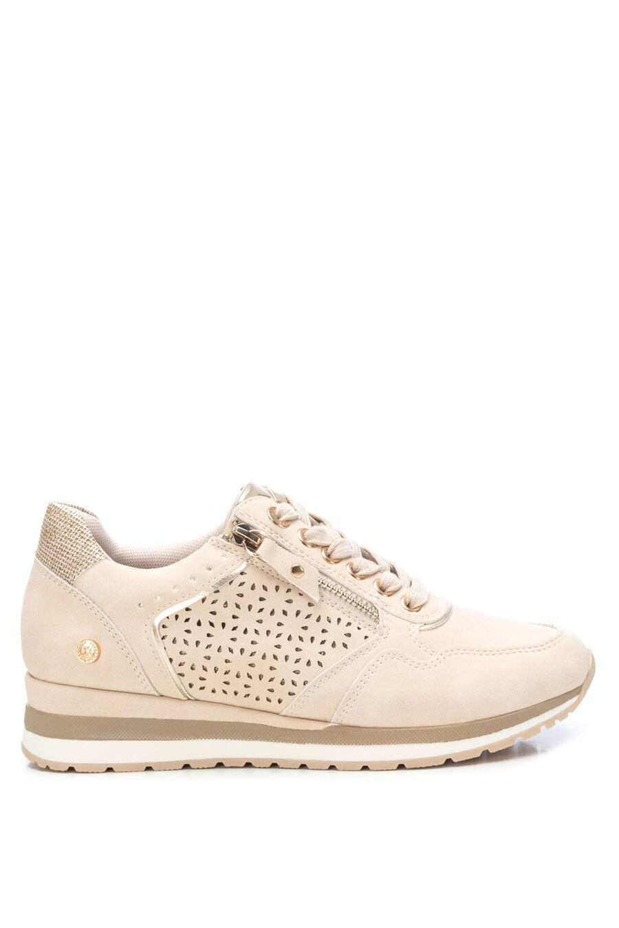 Zapatilla casual con cuña