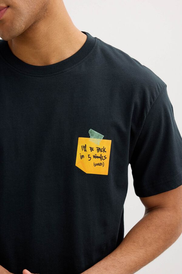 Inside T-shirt com bolso cinzento