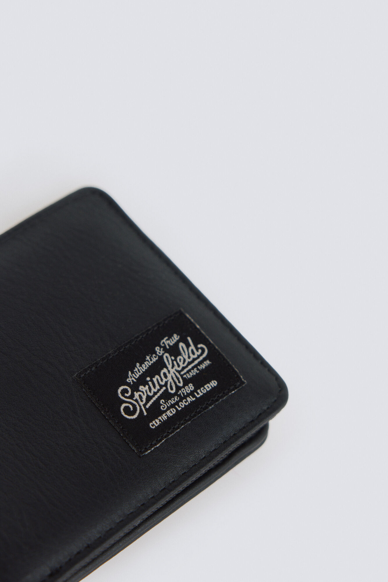Springfield Two-tone faux leather wallet