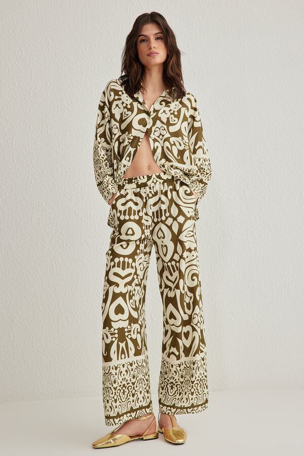 Trendyol Conjunto estampado fluido kaki