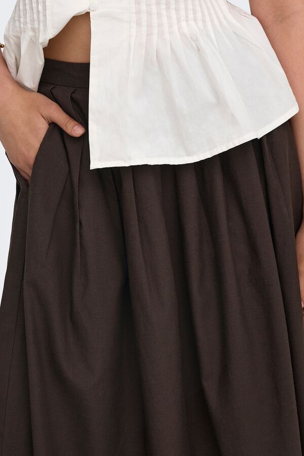 Only Pleated long skirt brown