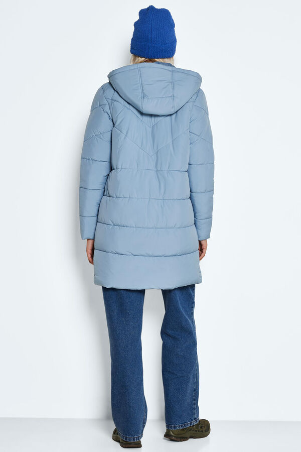 Noisy May Hossz&uacute; steppelt t&eacute;likab&aacute;t k&eacute;k