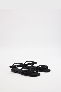 Inside Sand&aacute;lia cruzada tran&ccedil;ada