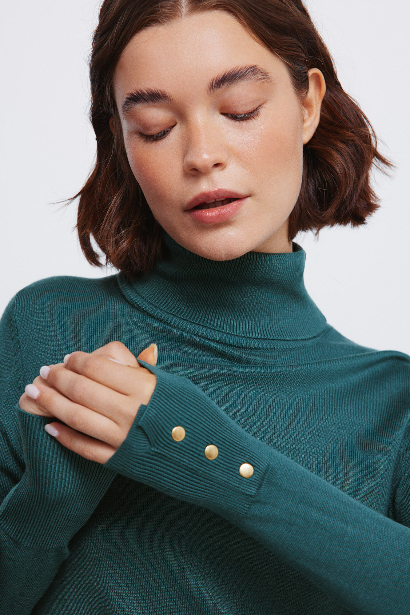 Springfield high neck jumper with buttons and cuffs