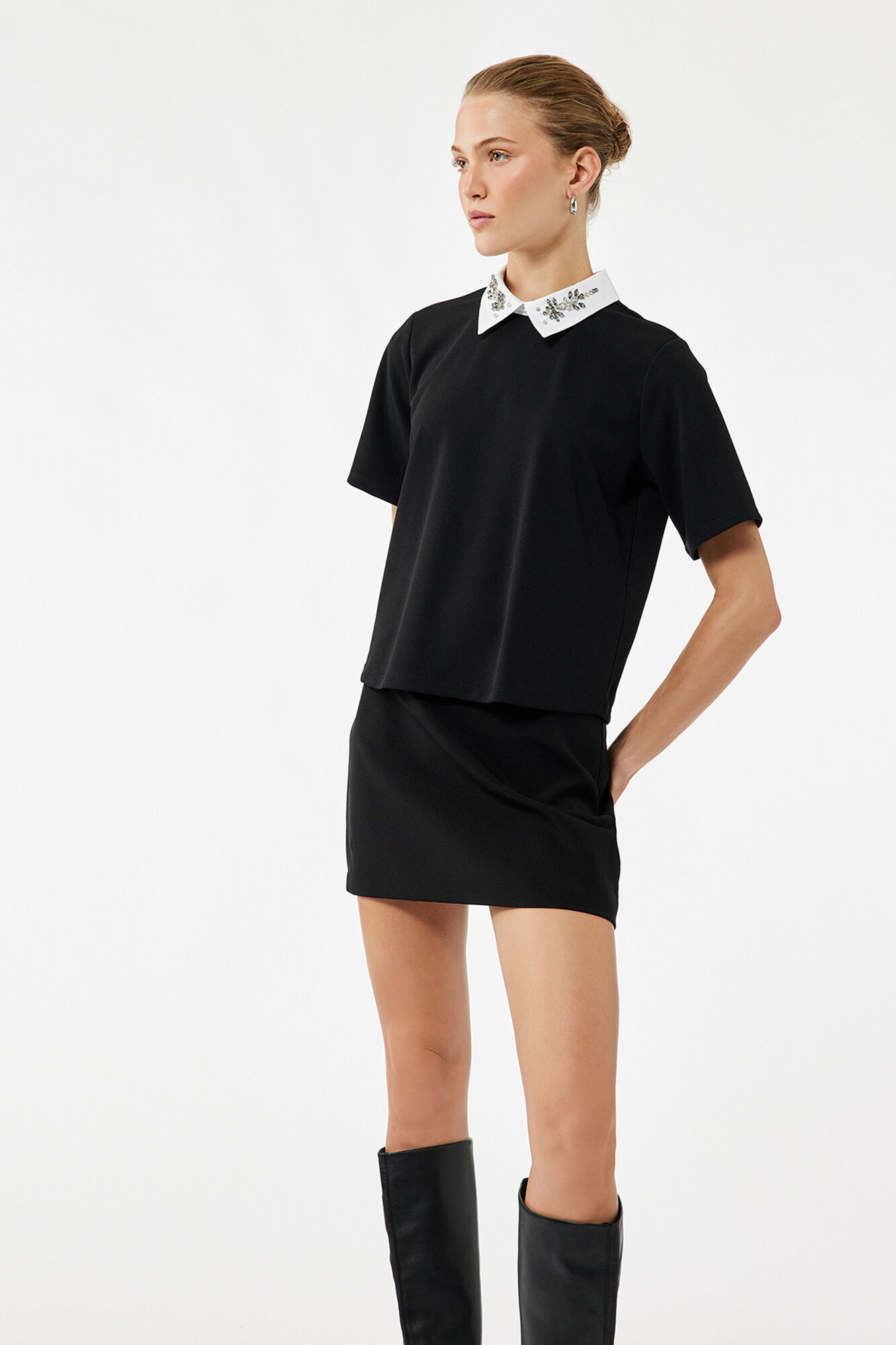 Koton Camiseta con detalle de pedrer&iacute;a