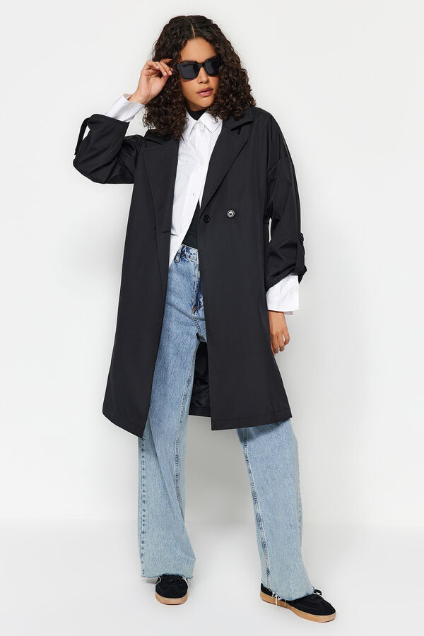 Trendyol Gabardina oversize larga negro