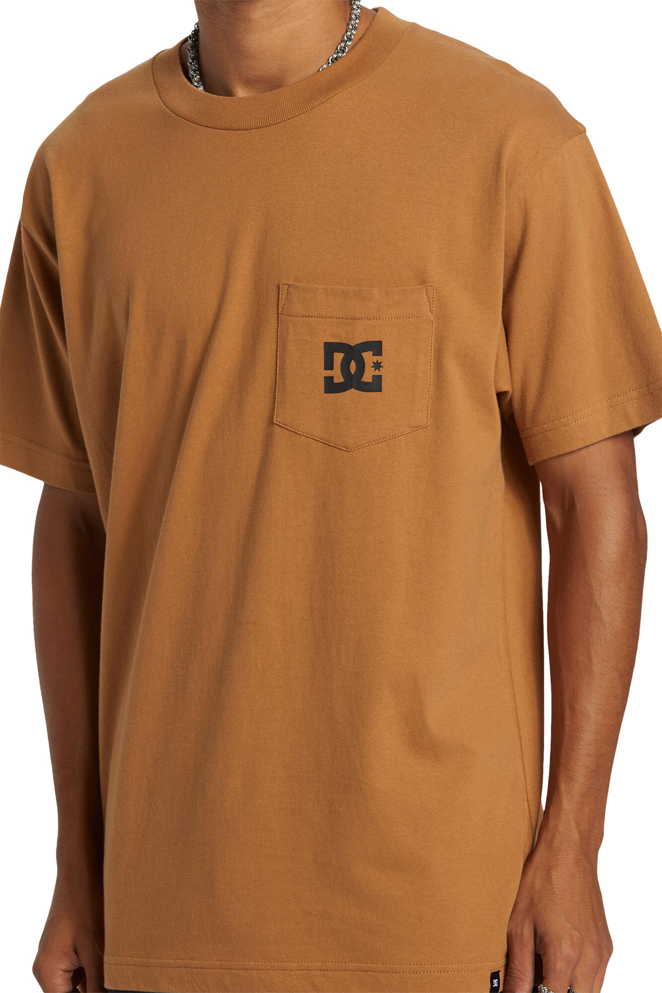 DC Shoes Camiseta con Bolsillo para Hombre