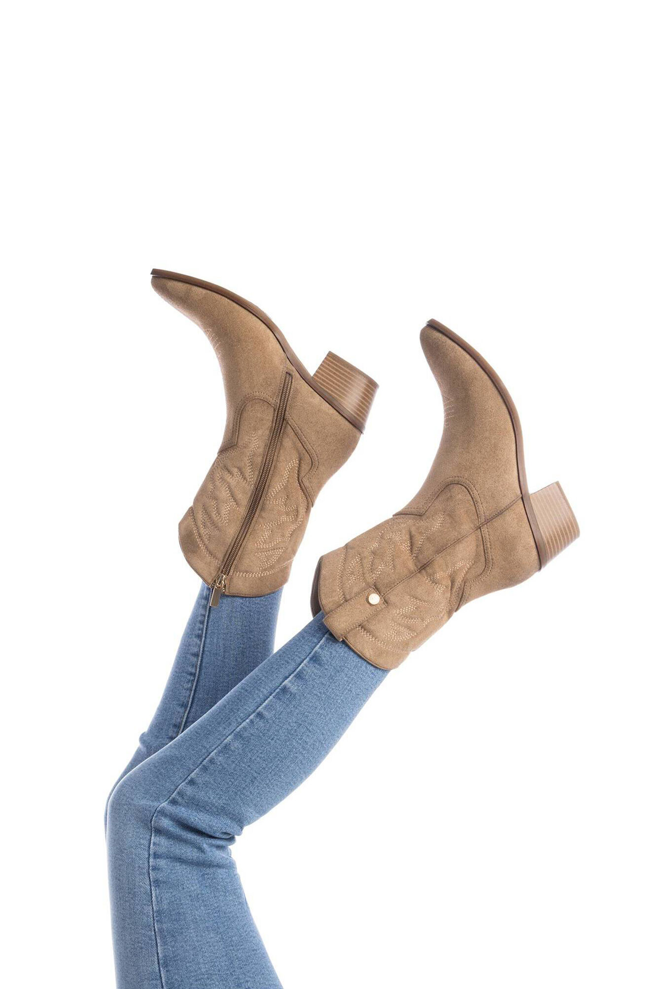 XTI Botin Cowboy Bordado